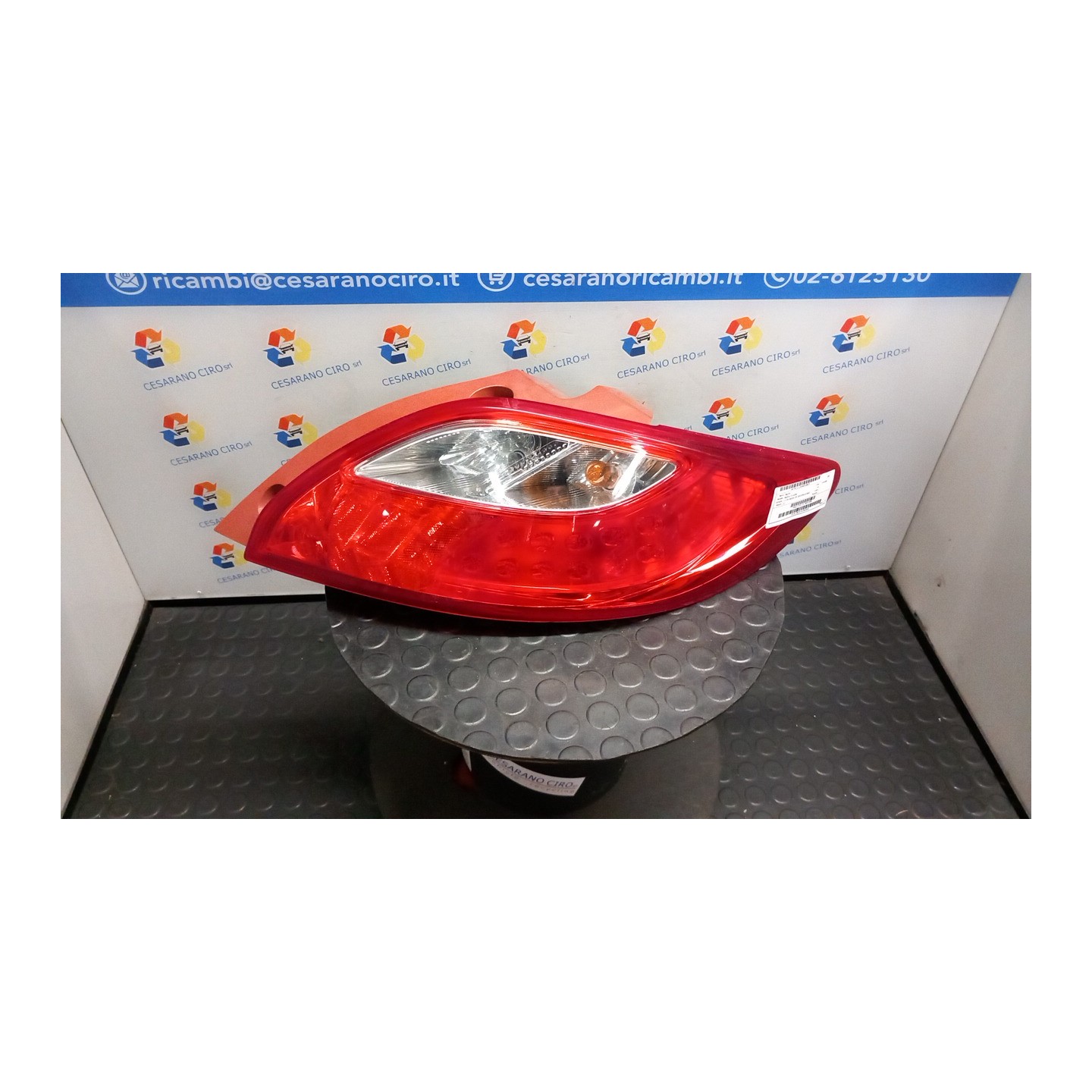 FANALE POST. DX. 079 MAZDA MAZDA 2 2A SERIE (08/07-12/14 ZJ D65151150M
