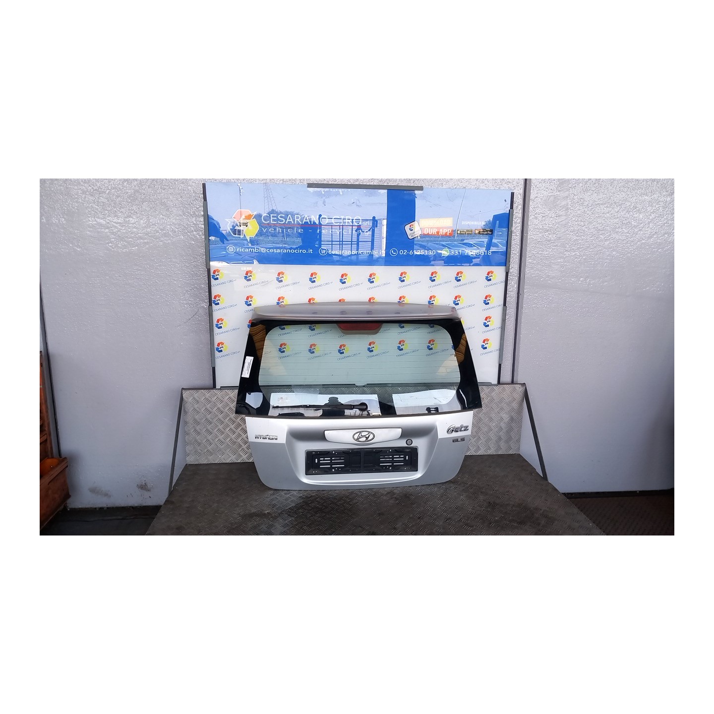 PORTELLO POST. C/SPOILER 104 HYUNDAI GETZ (07/02-12/09) D3EA 737001C060