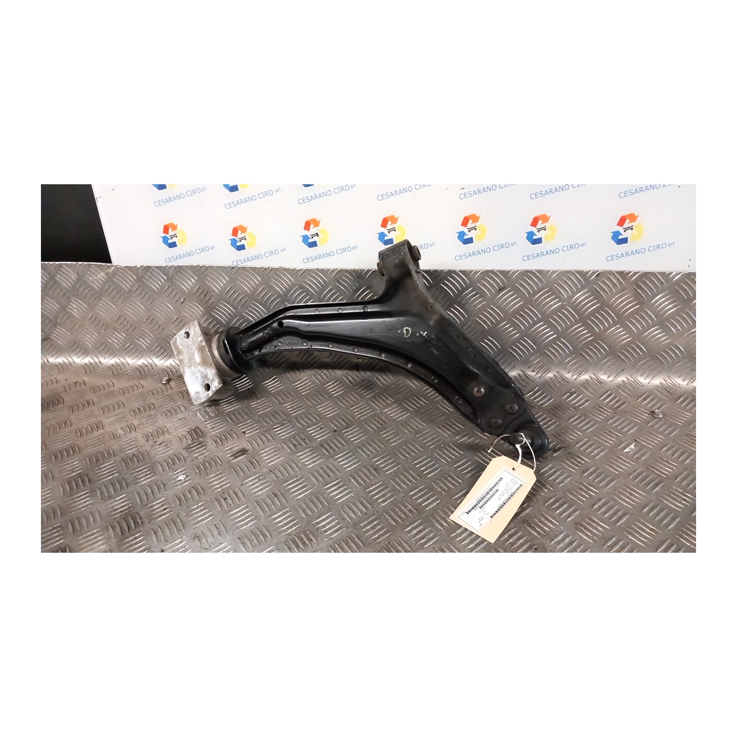BRACCIO OSCILLANTE SOSP. ANT. DX. 022 LAND ROVER FREELANDER (08/02-10/06) 204D3 RBJ500680
