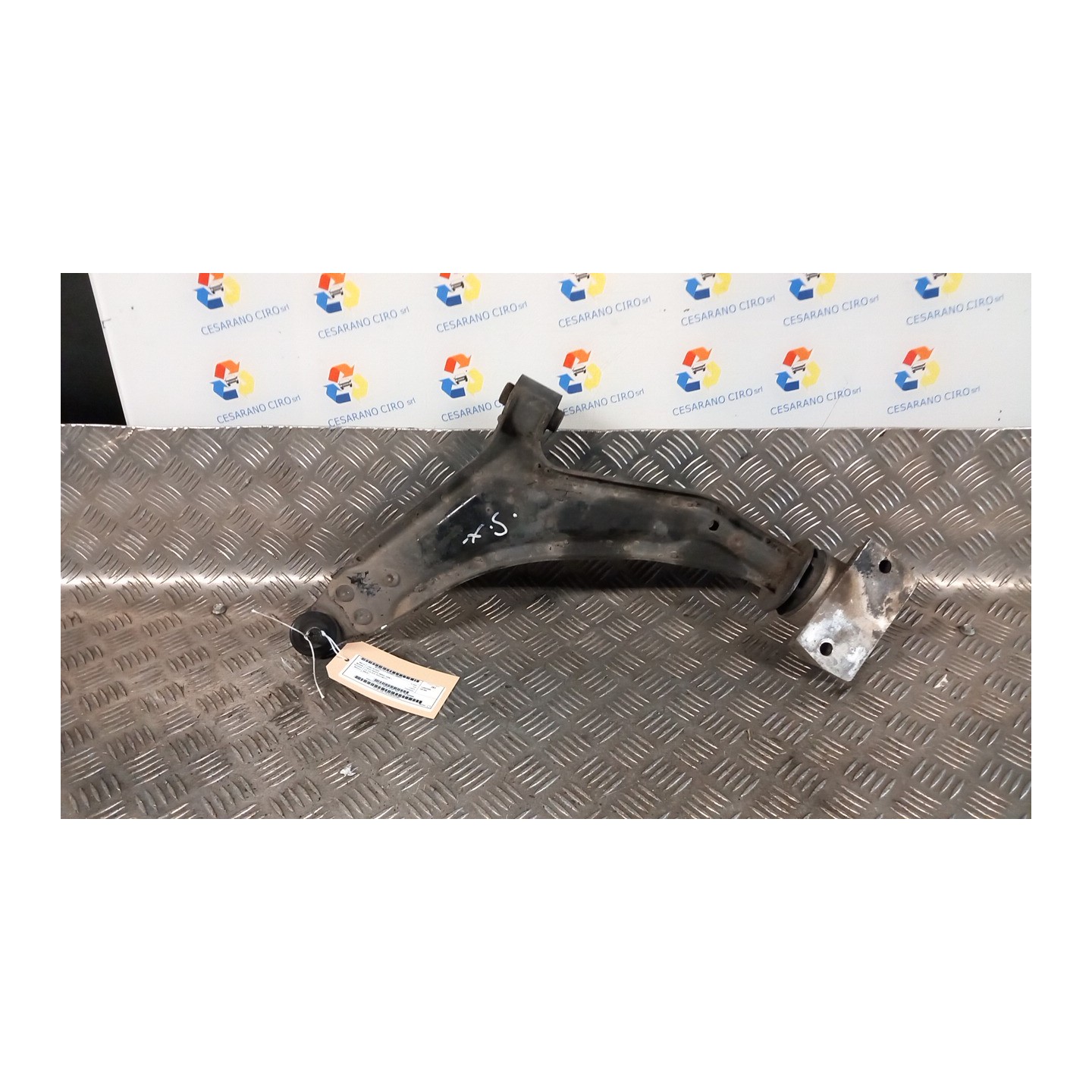 BRACCIO OSCILLANTE SOSP. ANT. SX. 023 LAND ROVER FREELANDER (08/02-10/06) 204D3 RBJ500690
