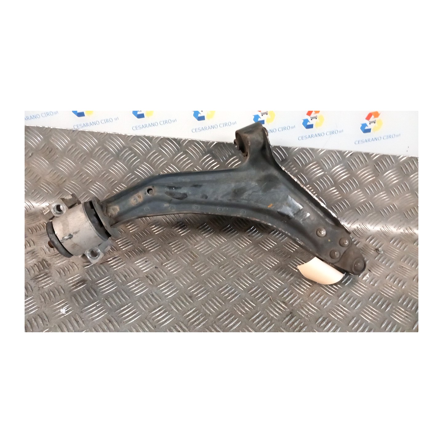BRACCIO OSCILLANTE SOSP. ANT. SX. 023 LAND ROVER FREELANDER (08/02-10/06) 204D3 RBJ500690