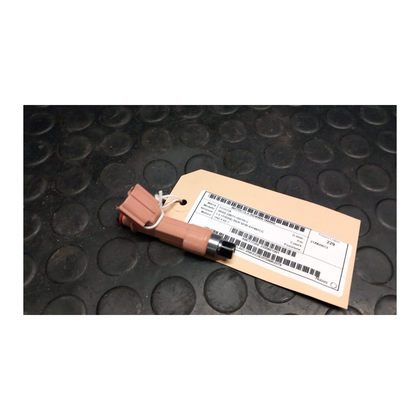 INIETTORE 050 TOYOTA YARIS (09/11-02/15) 1NZ-FXE 2320921091