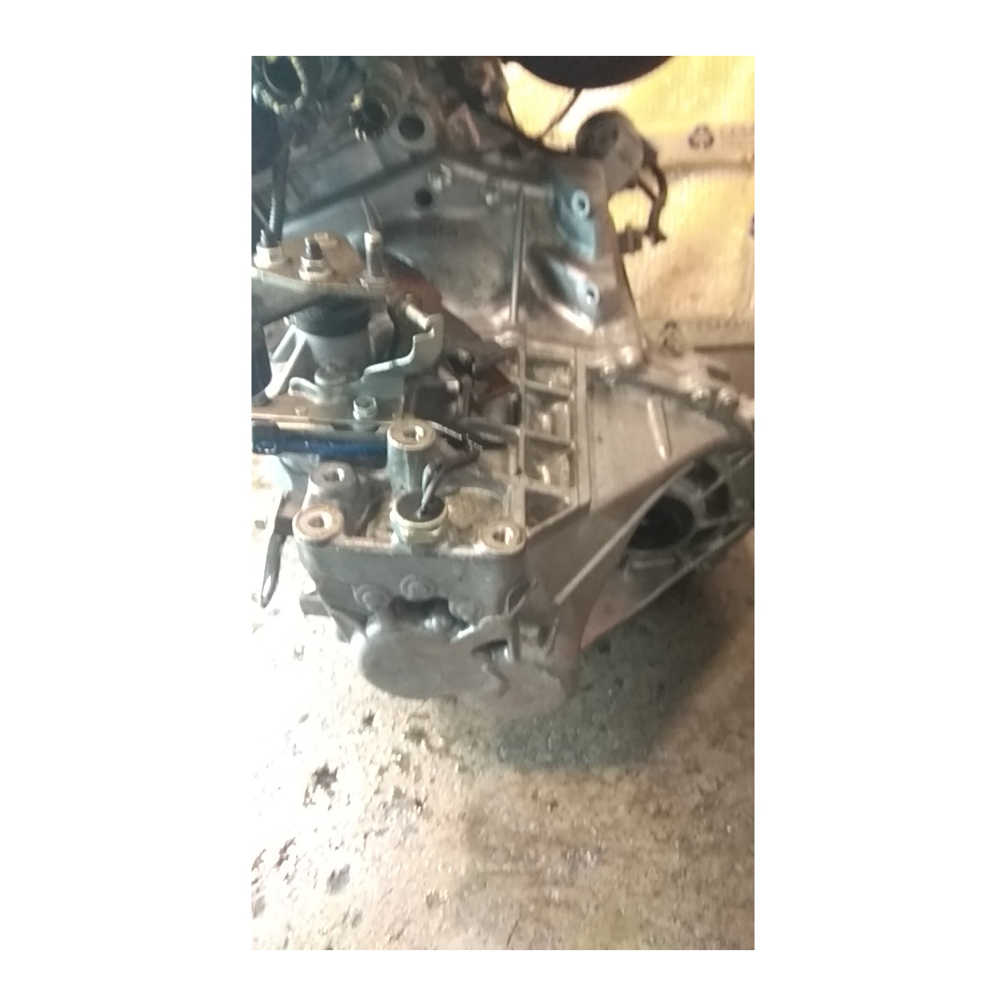CAMBIO COMPL. 041 TOYOTA AYGO 2A SERIE (06/14-) 1KR-FE 303000H060