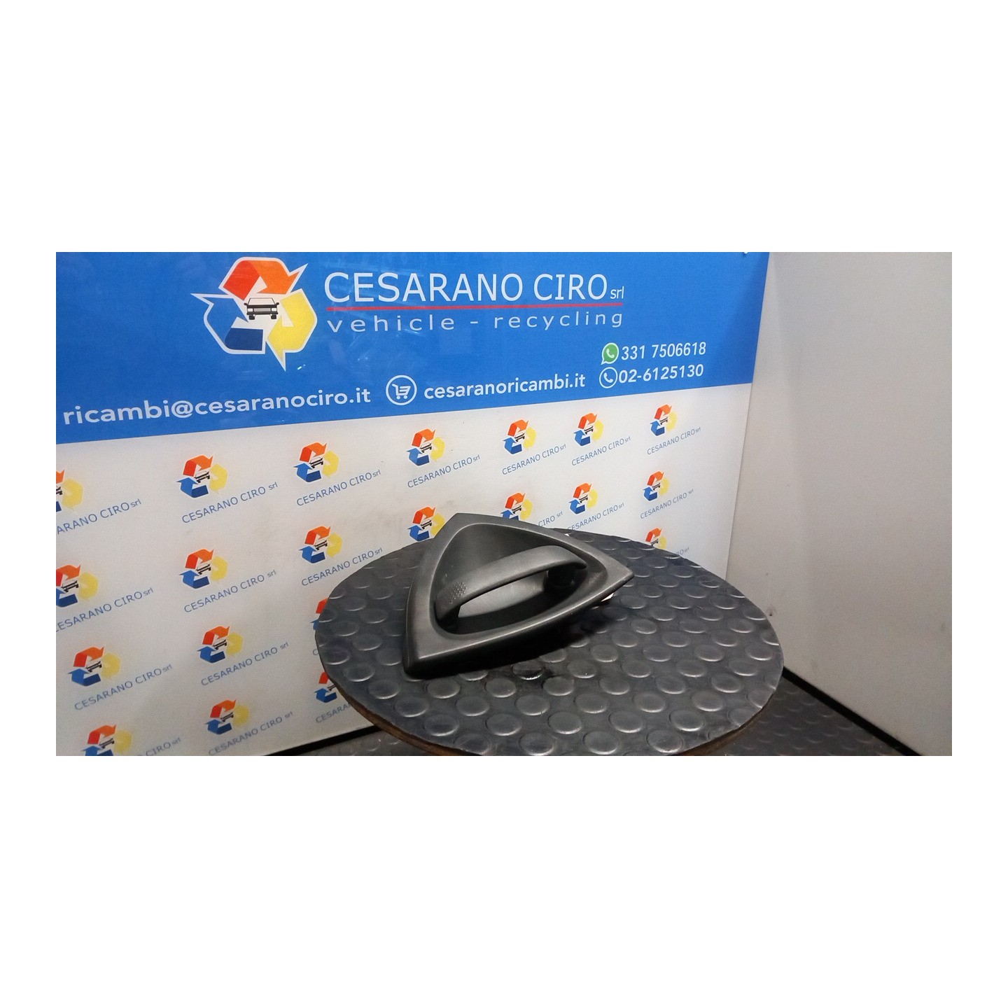 MANIGLIA PORTA ANT. DX. 002 SMART FORTWO (A/C450) (01/04-10/07) 61 Q0000541V008000000