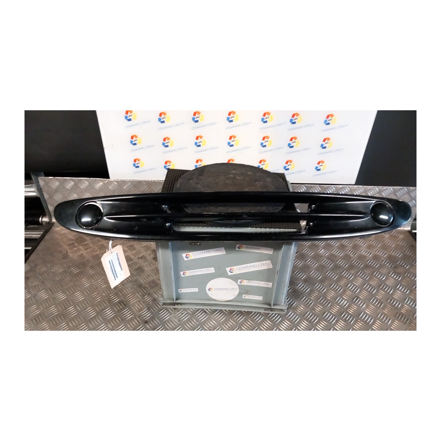 GRIGLIA PARAURTI ANT. S/FENDI 005 SMART FORTWO (A/C450) (01/04-10/07) 61 Q0007209V001C26L00