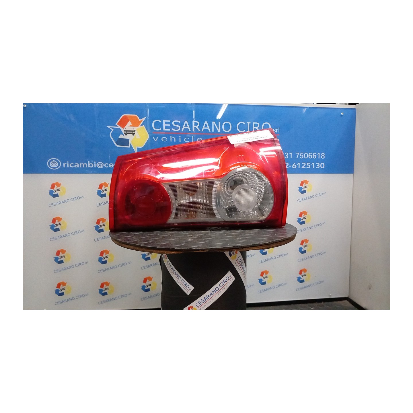 FANALE POST. DX. 026 DACIA LOGAN (05/08-) K7MF7 8200864610