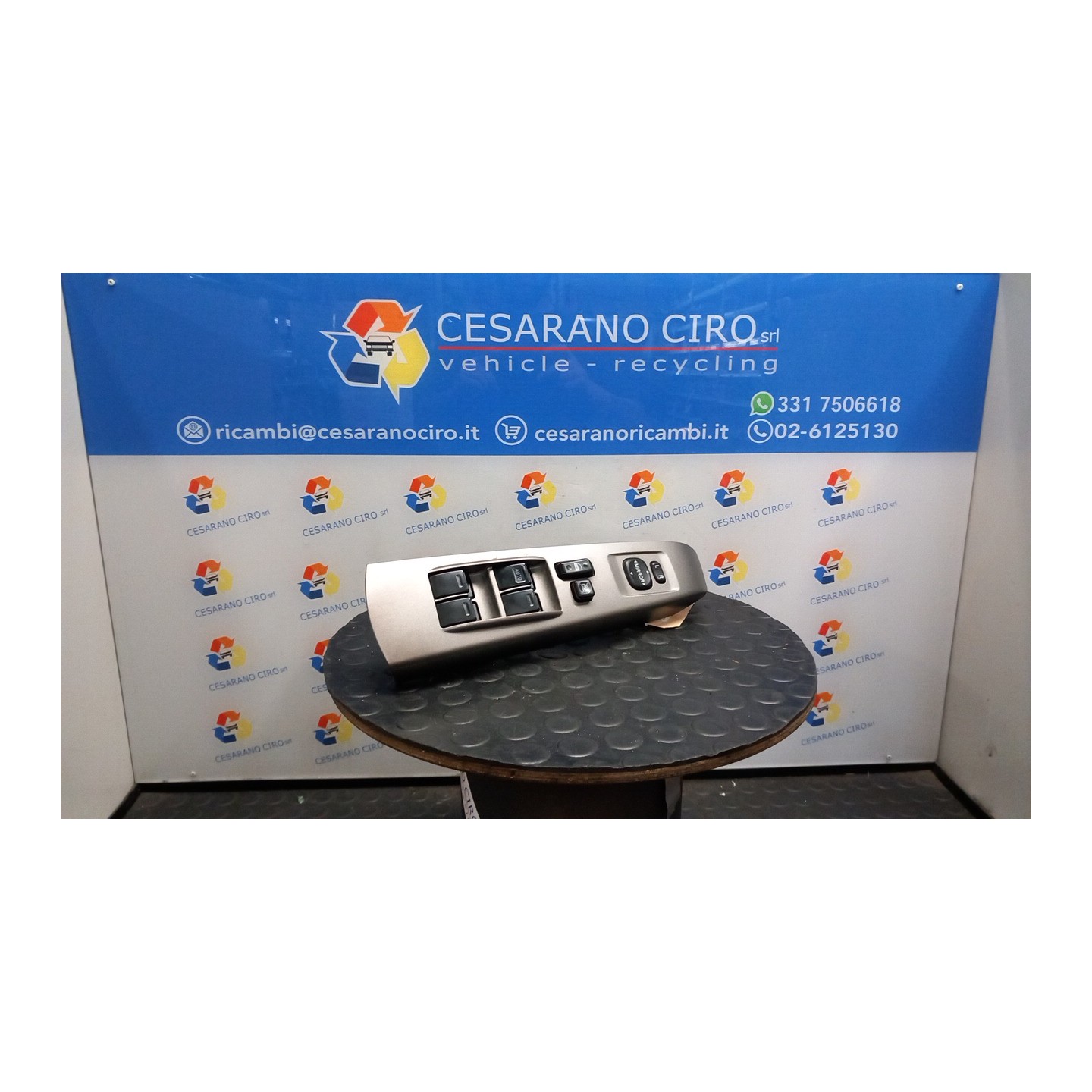 BLOCCO COMANDI ALZACRISTALLI 029 TOYOTA PRIUS 2A SERIE (02/04-06/10) 1NZFXE 8482047050