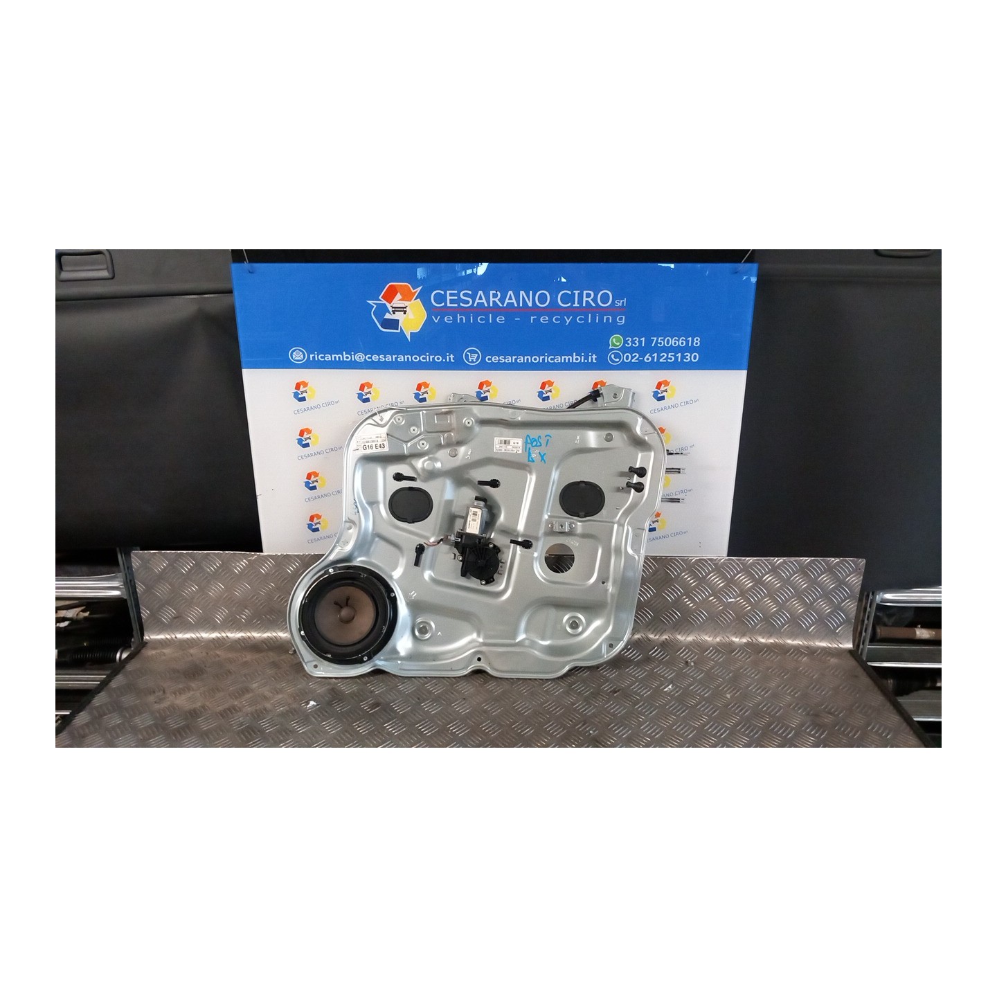 ALZACRISTALLO ELETTR. PORTA ANT. DX. 048 HYUNDAI SANTA FE 2A SERIE (03/06-12/10 D4EB 824812B000AS