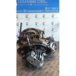 CAMBIO COMPL. 059 RENAULT TRAFIC (06/01-09/06) F9QU7 7701476693