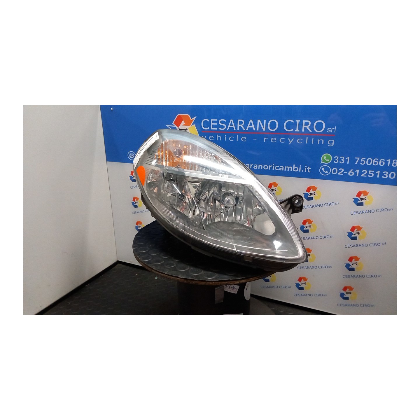 PROIETTORE DX. 023 LANCIA YPSILON (TE) (06/03-09/06) 188A4000 51774225
