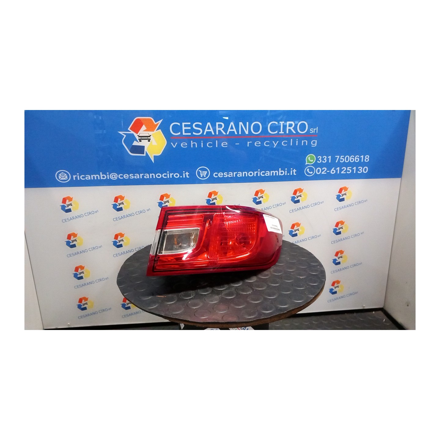 FANALE POST. PARTE EST. DX. 051 RENAULT CLIO 4A SERIE (07/12-12/16) D4FD7 265502631R