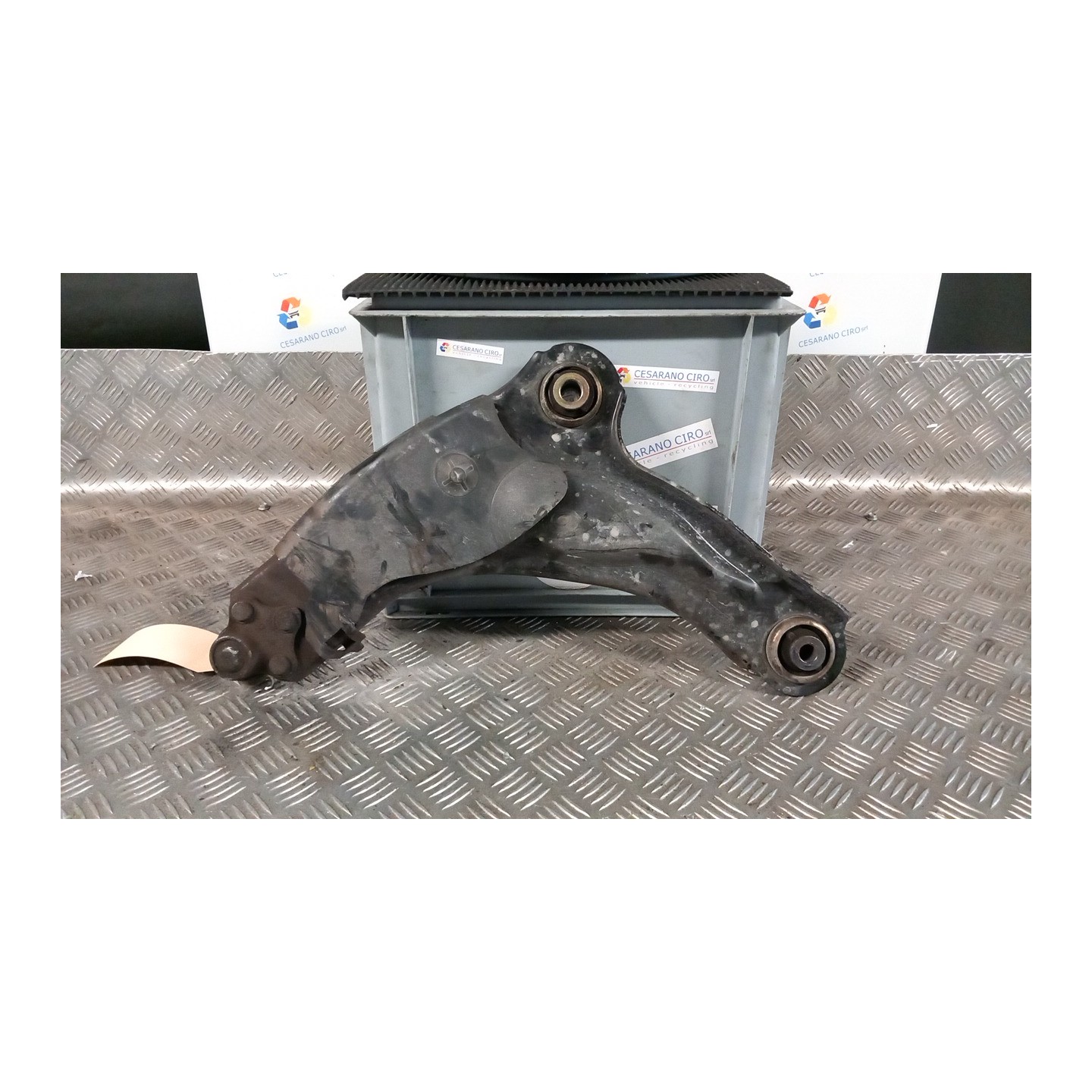 BRACCIO OSCILLANTE SOSP. ANT. DX 010 RENAULT LAGUNA 2A SERIE (03/05-09/07) K4M57 NB0318019059005DX