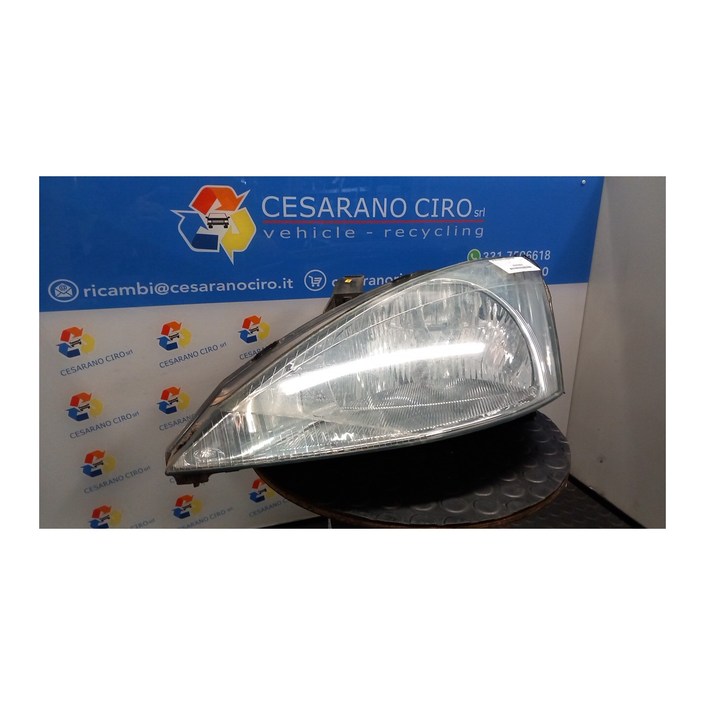 PROIETTORE C/REGOLAZ. MANUALE FARI SX. 057 FORD FOCUS (CAK) (10/98-03/02) FYDA 1152091