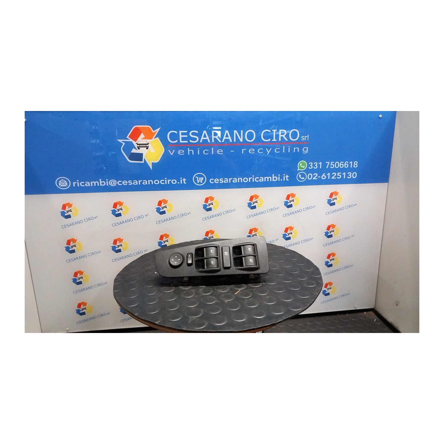 BLOCCO COMANDI ALZACRISTALLI E RETROVISORI EST. 062 FIAT BRAVO (3L) (01/07-03/10) 198A4000 735441807