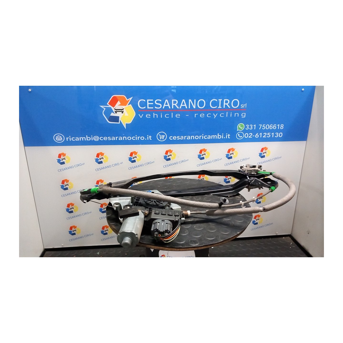 ALZACRISTALLO ELETTR. PORTA ANT. C/MOTORINO DX. 039 FORD FOCUS (CAK) (10/98-03/02) FYDB 1331612