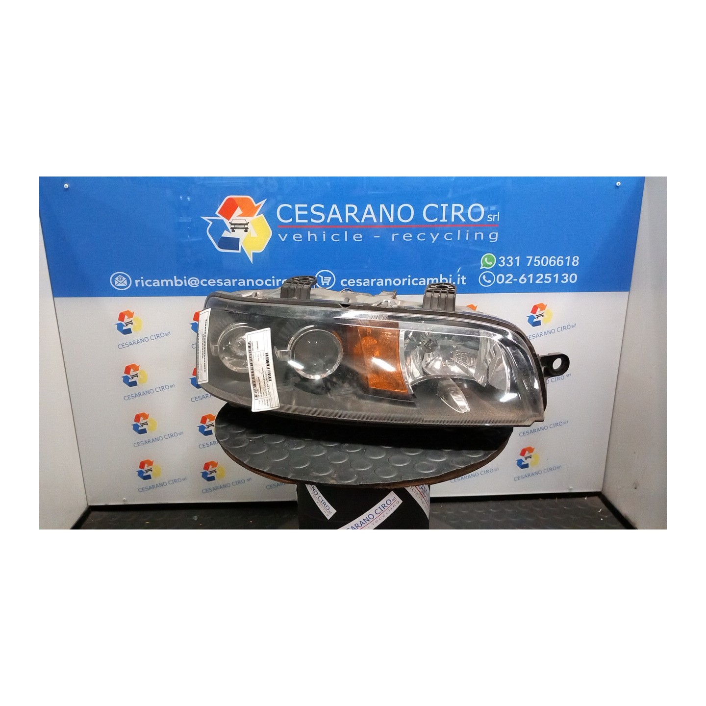 PROIETTORE DX. 052 FIAT PUNTO (1N/1P) (07/99-12/05) 188A4000 51712392