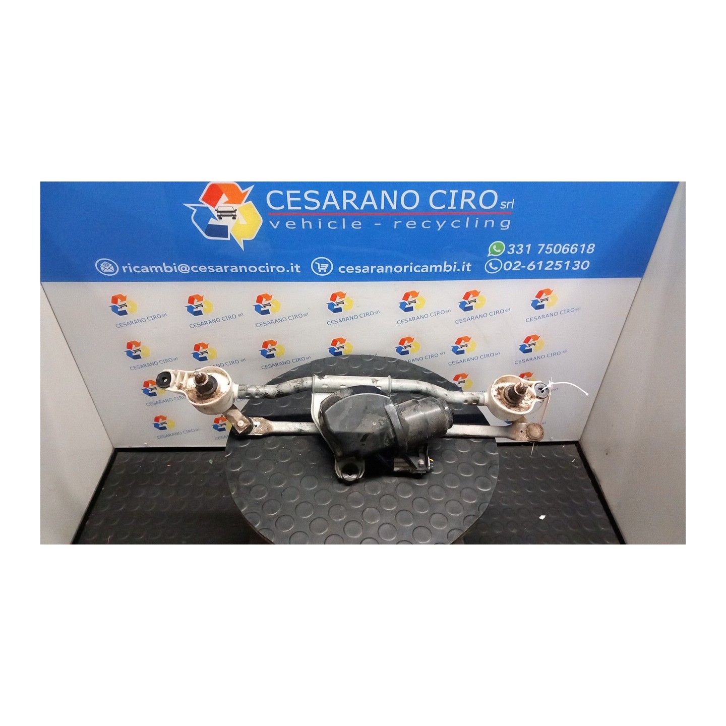 MECCANISMO TERGIPARABREZZA CON MOTORINO 096 SUZUKI SWIFT (04/05-02/11) M13A 3810062J00000