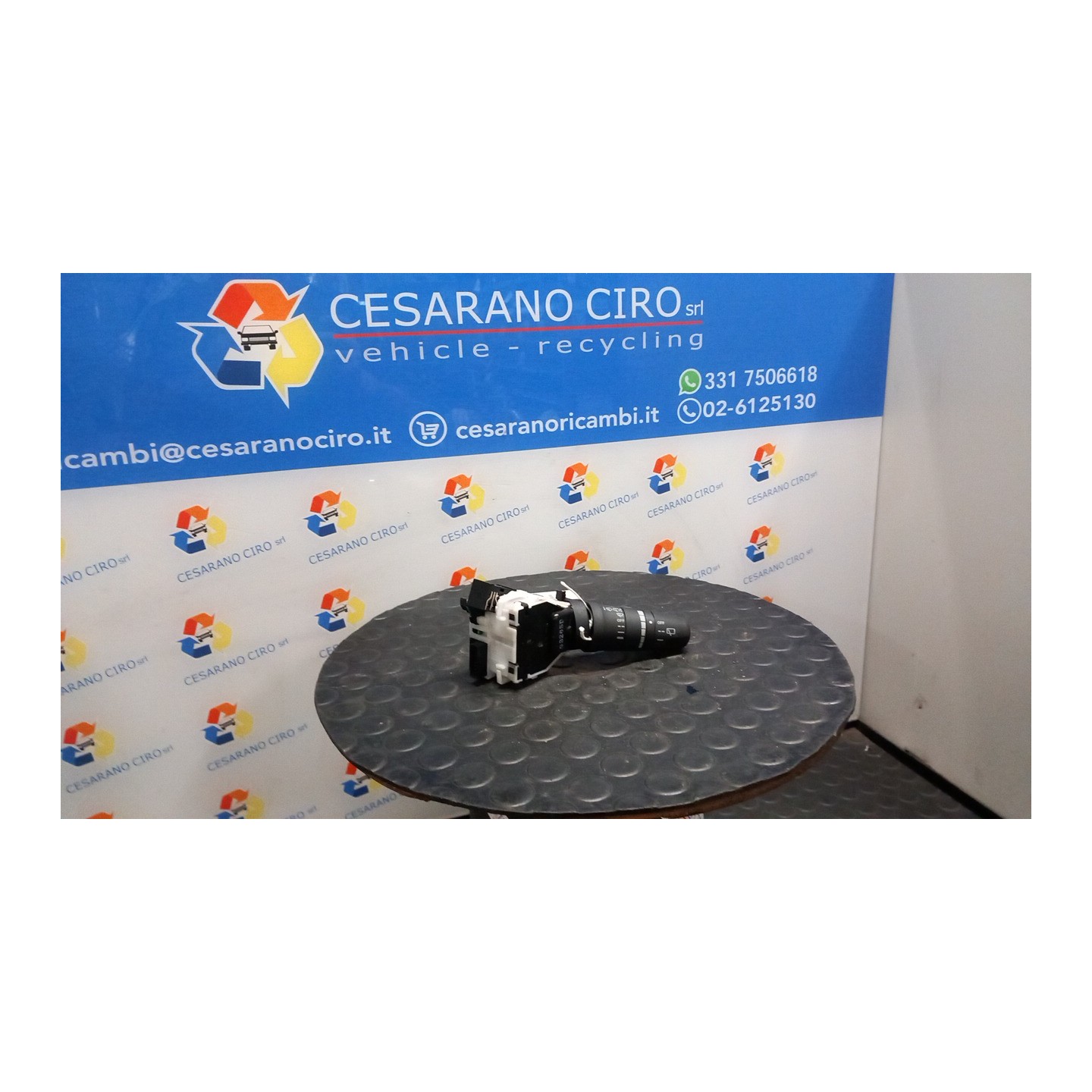 BLOCCO COMANDI TERGICRISTALLI 126 NISSAN NOTE (E11E) (02/06-09/13) CR14 252609U00A