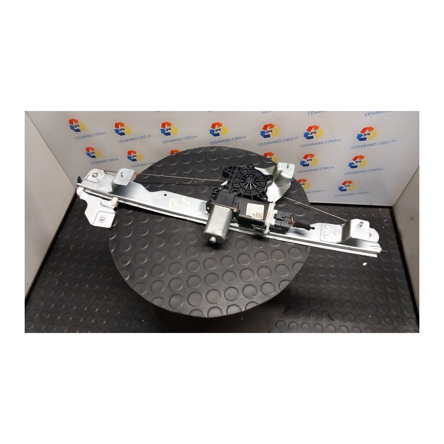ALZACRISTALLO ELETTR. PORTA ANT. SX. 015 DACIA DUSTER (10/13-12/18) H4MD7 807210751R