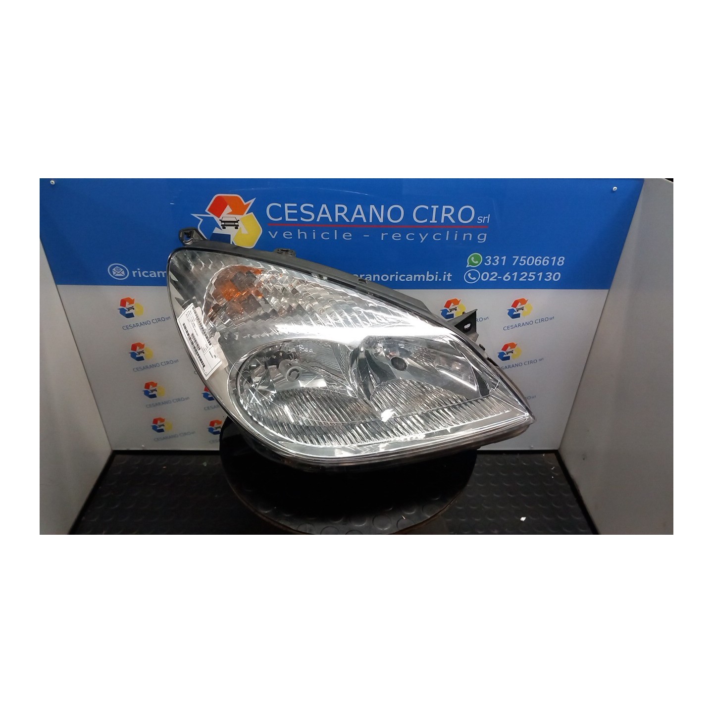 PROIETTORE DX. 057 CITROEN C5 (03/0109/04) 4HX 6205X2