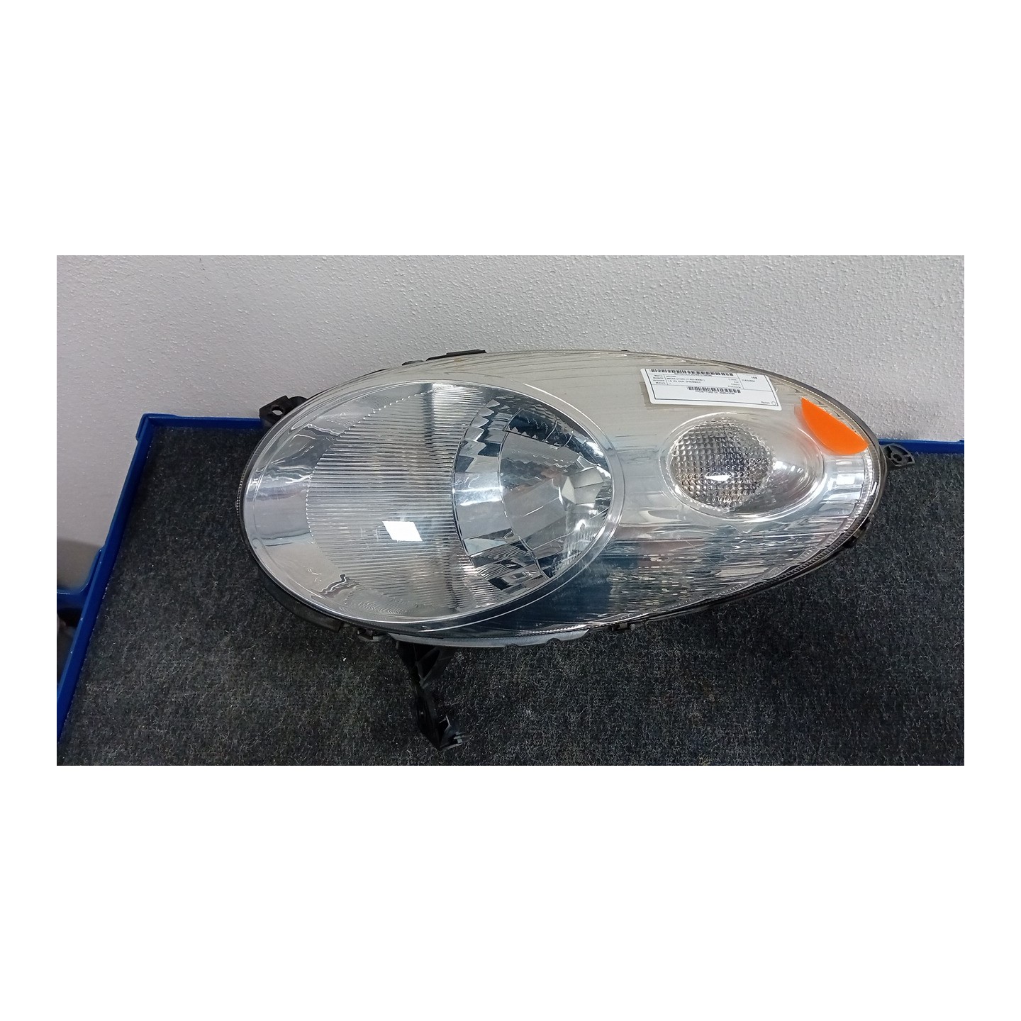 PROIETTORE SX. 085 NISSAN MICRA (K12E) (11/02-05/06)  26060AX700