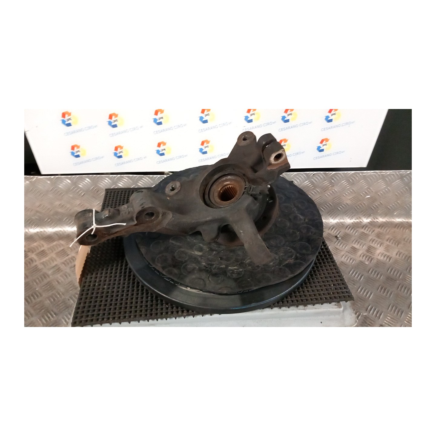 MONTANTE SOSP. ANT. SX. 032 RENAULT KANGOO (01/08-05/13) K9KD8 8200755585