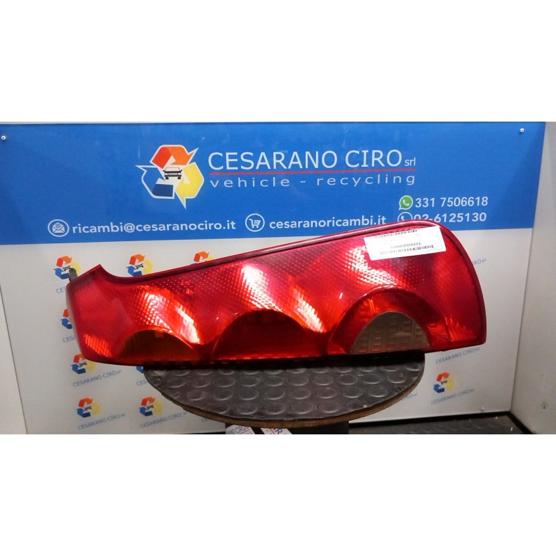 FANALE POST. PARTE INF. DX. 137 NISSAN NOTE (E11E) (02/06-09/13) HR16 265509U000