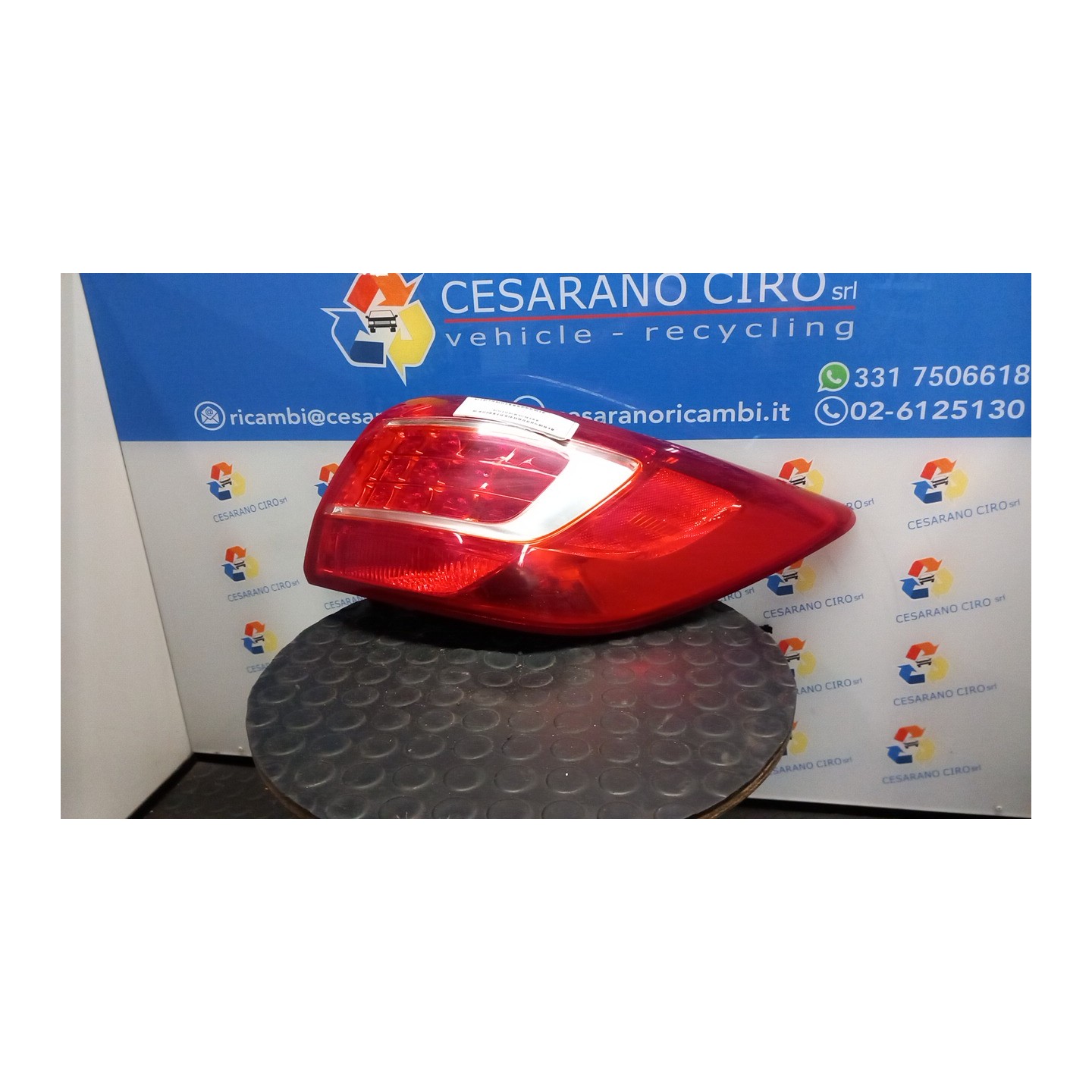 FANALE POST. PARTE EST. DX. 042 KIA SPORTAGE 3A SERIE (09/10-06/14 D4FD 924023W010