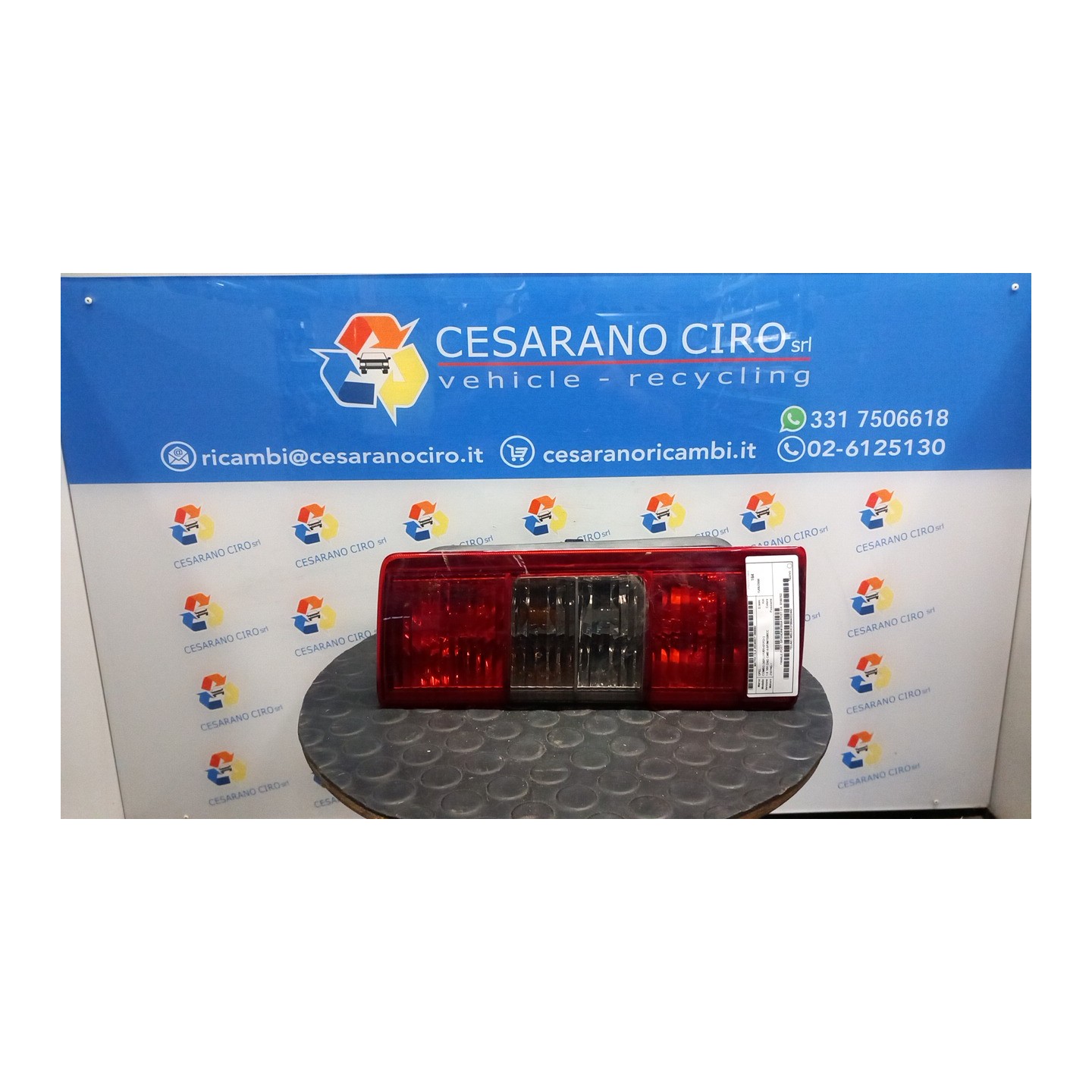 FANALE POST. S/FENDINEBBIA POST DX. 092 OPEL COMBO (X01) (11/01-01/12) Z16YNG 9199763