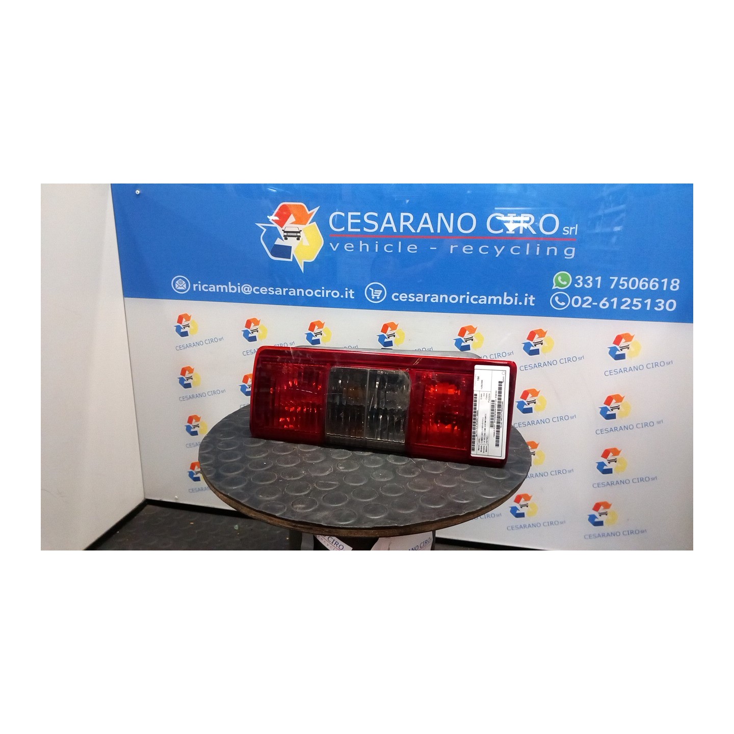 FANALE POST. S/FENDINEBBIA POST DX. 092 OPEL COMBO (X01) (11/01-01/12) Z16YNG 9199763
