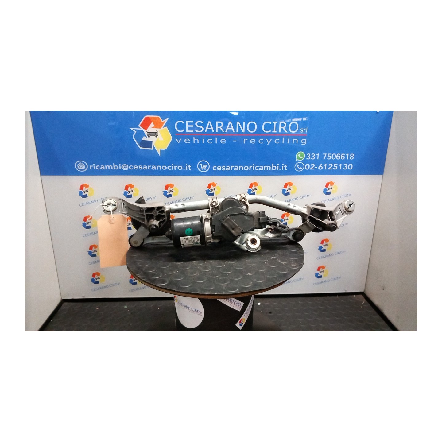 MECCANISMO TERGIPARABREZZA CON MOTORINO 144 NISSAN JUKE (F15E) (10/10-12/18) K9K 288001KA0C