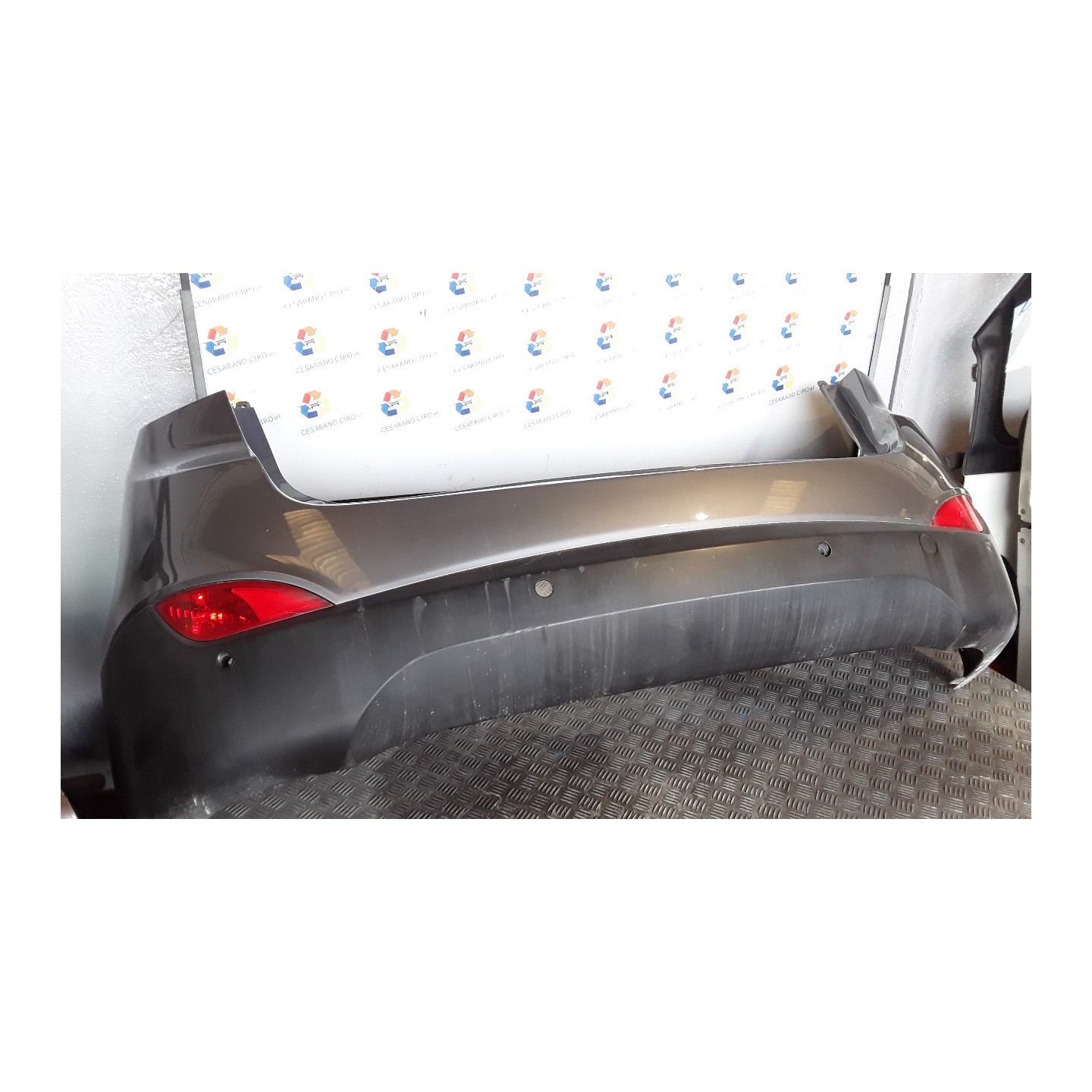 PARAURTI POST. CENTR. 005 RENAULT SCENIC 3A SERIE (03/13-12/16) K9K J8 850B26487R