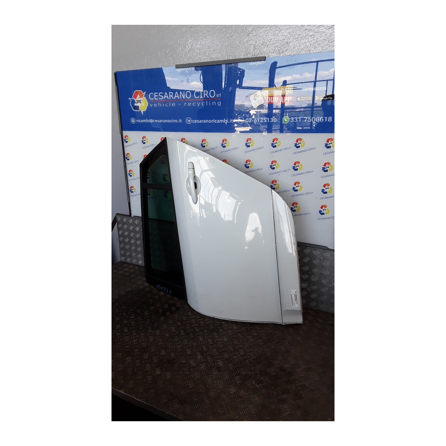 PORTA POST. SX. 081 RENAULT MEGANE 3A SERIE (02/12-09/14) K9KJ8 821013264R