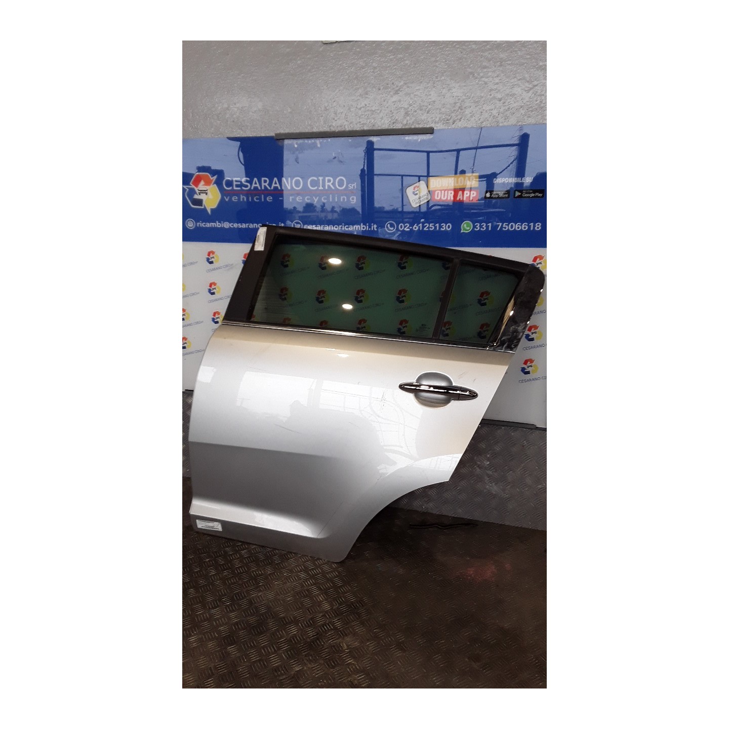 PORTA POST. SX. 211 KIA SPORTAGE 3A SERIE (09/10-06/14 D4FD 770033W000