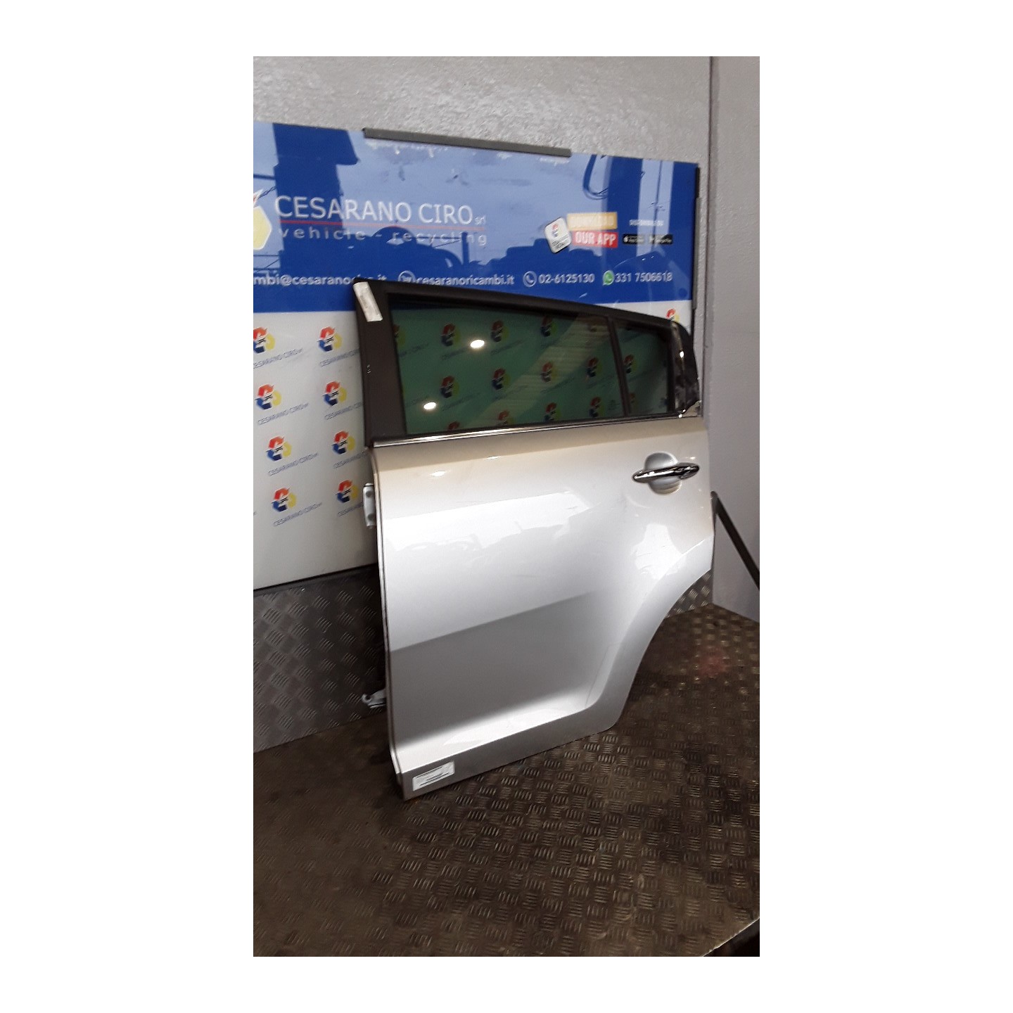 PORTA POST. SX. 211 KIA SPORTAGE 3A SERIE (09/10-06/14 D4FD 770033W000