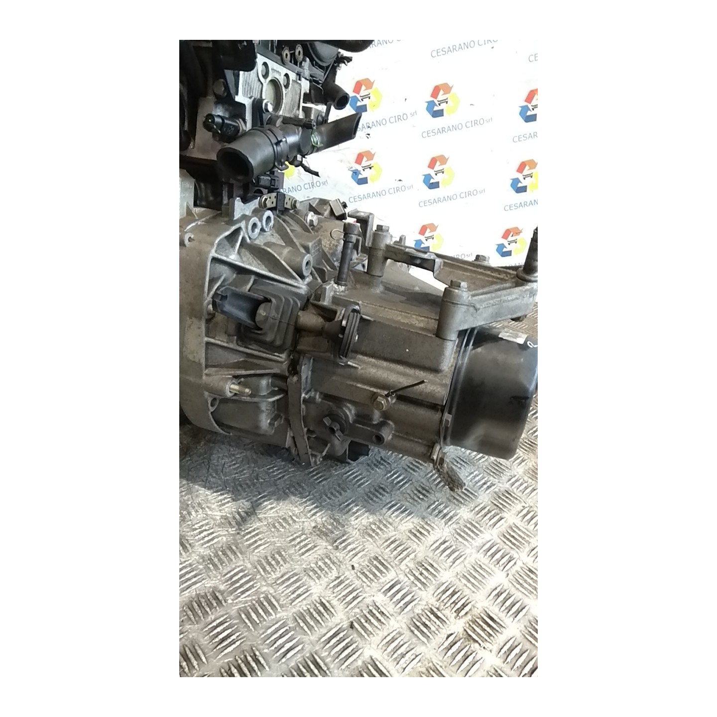 CAMBIO COMPL. 098 RENAULT CLIO 2A SERIE (05/01-11/10) D7FG7 7701723254