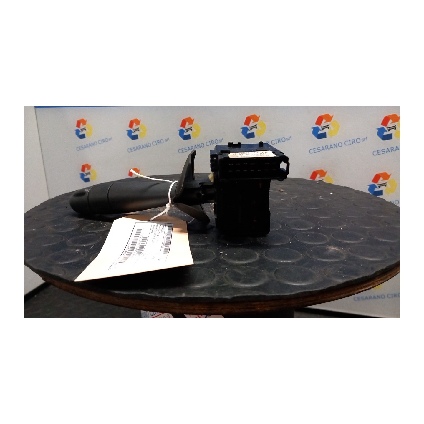 BLOCCO COMANDI TERGICRISTALLI 046 DACIA DUSTER (03/10-12/13) K4MA6 6001551357