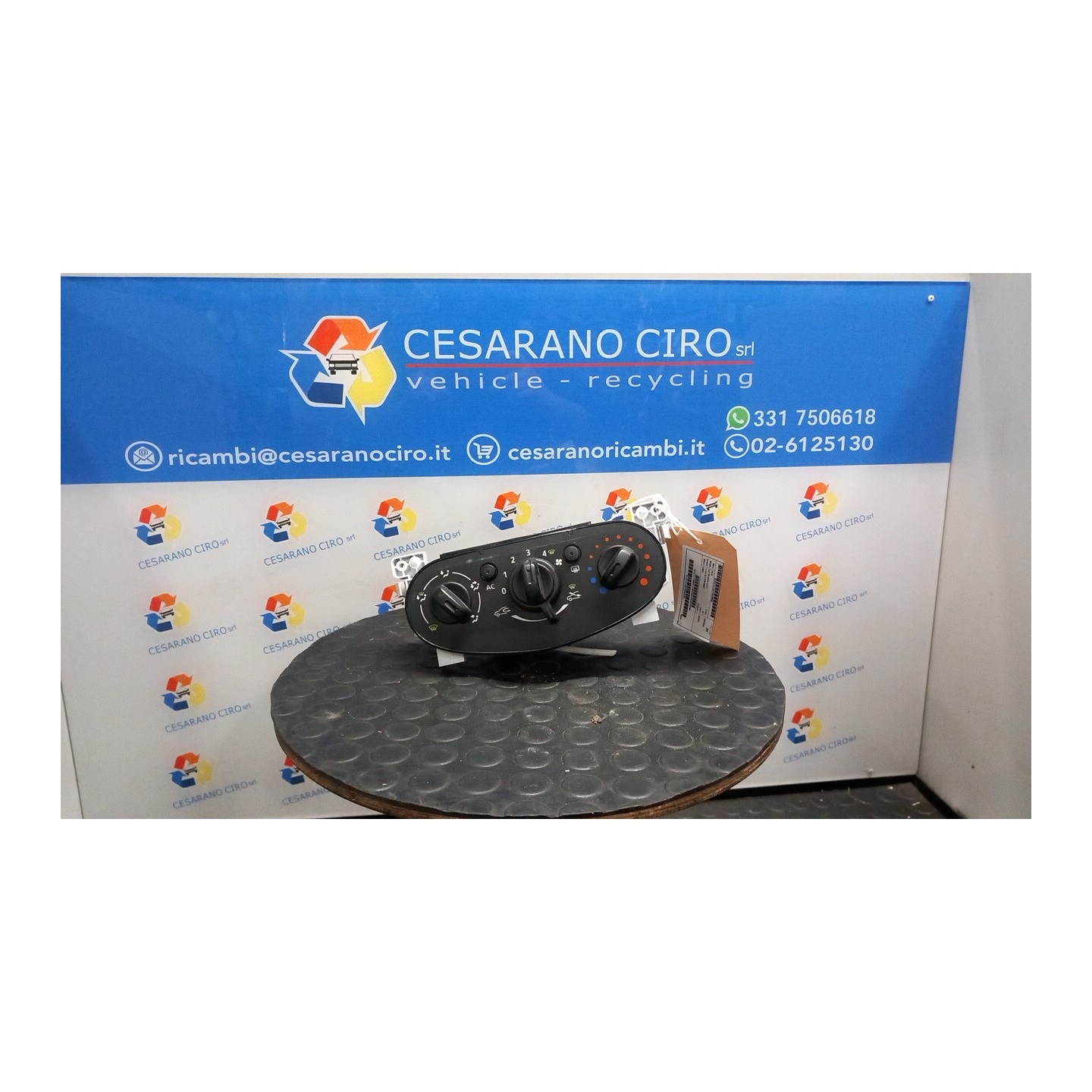 BLOCCO COMANDO CLIMATIZZAZIONE 048 DACIA DUSTER (03/10-12/13) K4MA6 6001551800