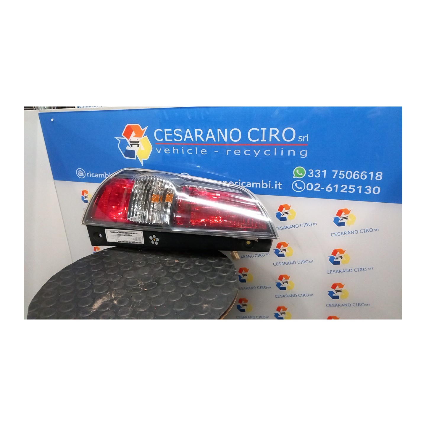 FANALE POST. SX. 085 SUBARU JUSTY (M300) (10/07-01/11) 1KR 81560B1010