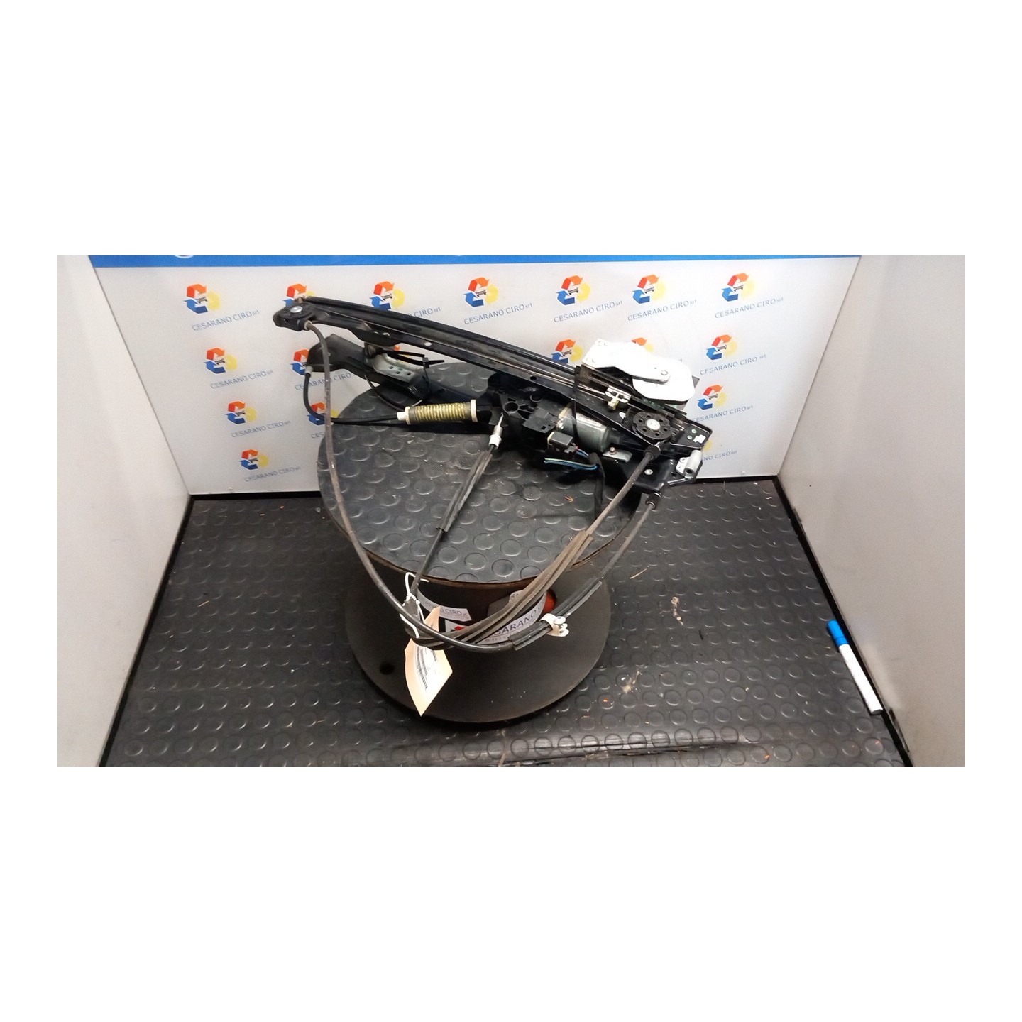ALZACRISTALLO ELETTR. PORTA ANT. DX. 093 MINI MINI (R56) (08/06-08/10) N12B16A 51332756084