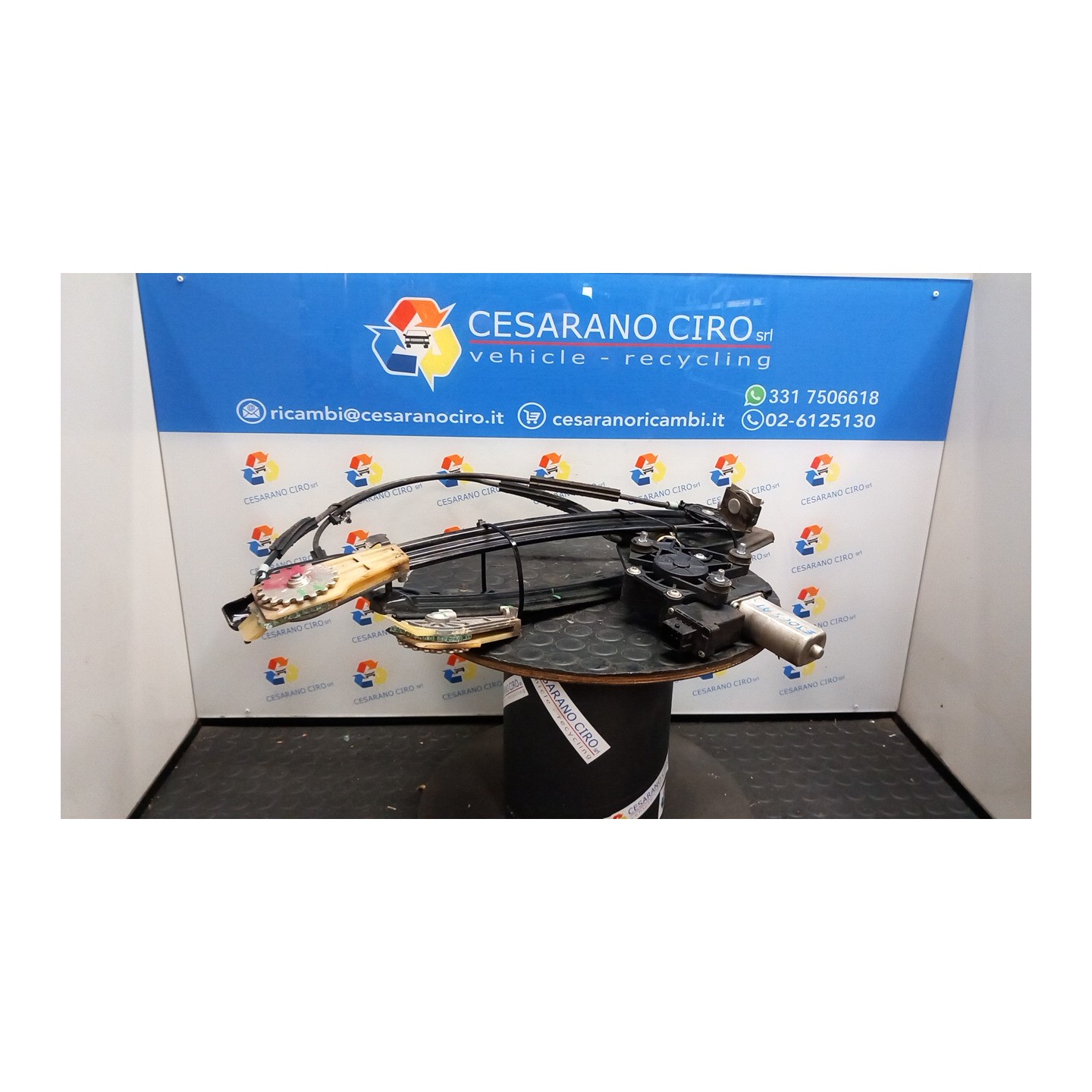 ALZACRISTALLO ELETTR. PORTA ANT. C/MOTORINO DX. 060 ALFA ROMEO MITO (X6) (06/08-06/11) 955A1000 51983414