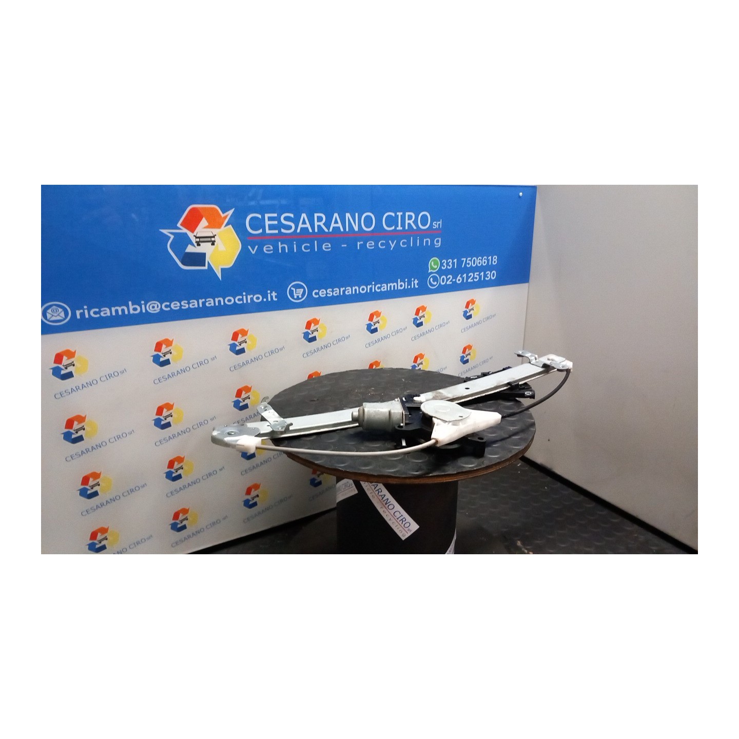ALZACRISTALLO ELETTR. PORTA ANT. DX. 066 SUBARU FORESTER 3A SERIE (04/08-06/13 EJ20 61041SC000