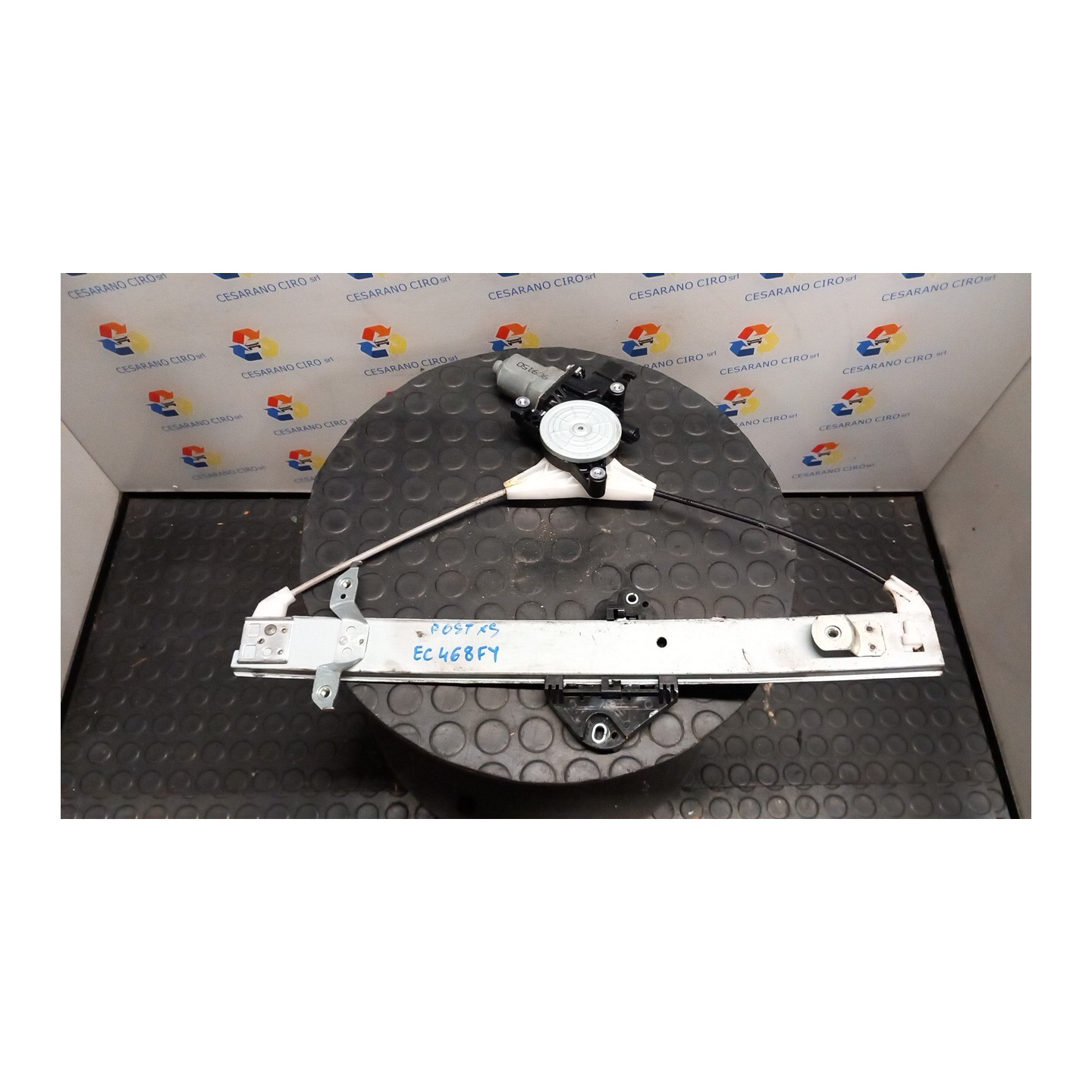 ALZACRISTALLO ELETTR. PORTA POST. SX. 068 SUBARU FORESTER 3A SERIE (04/08-06/13 EJ20 61042SC010