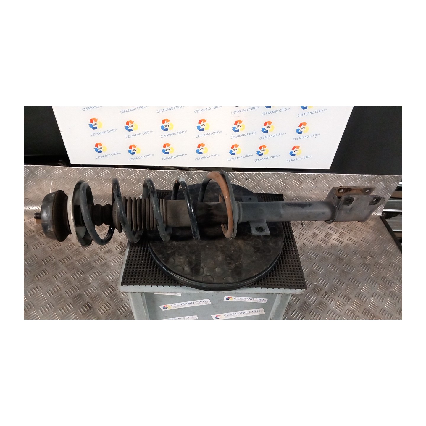 AMMORTIZZATORE ANT. DX. 008 DACIA DUSTER (03/10-12/13) K4MA6 8200813791