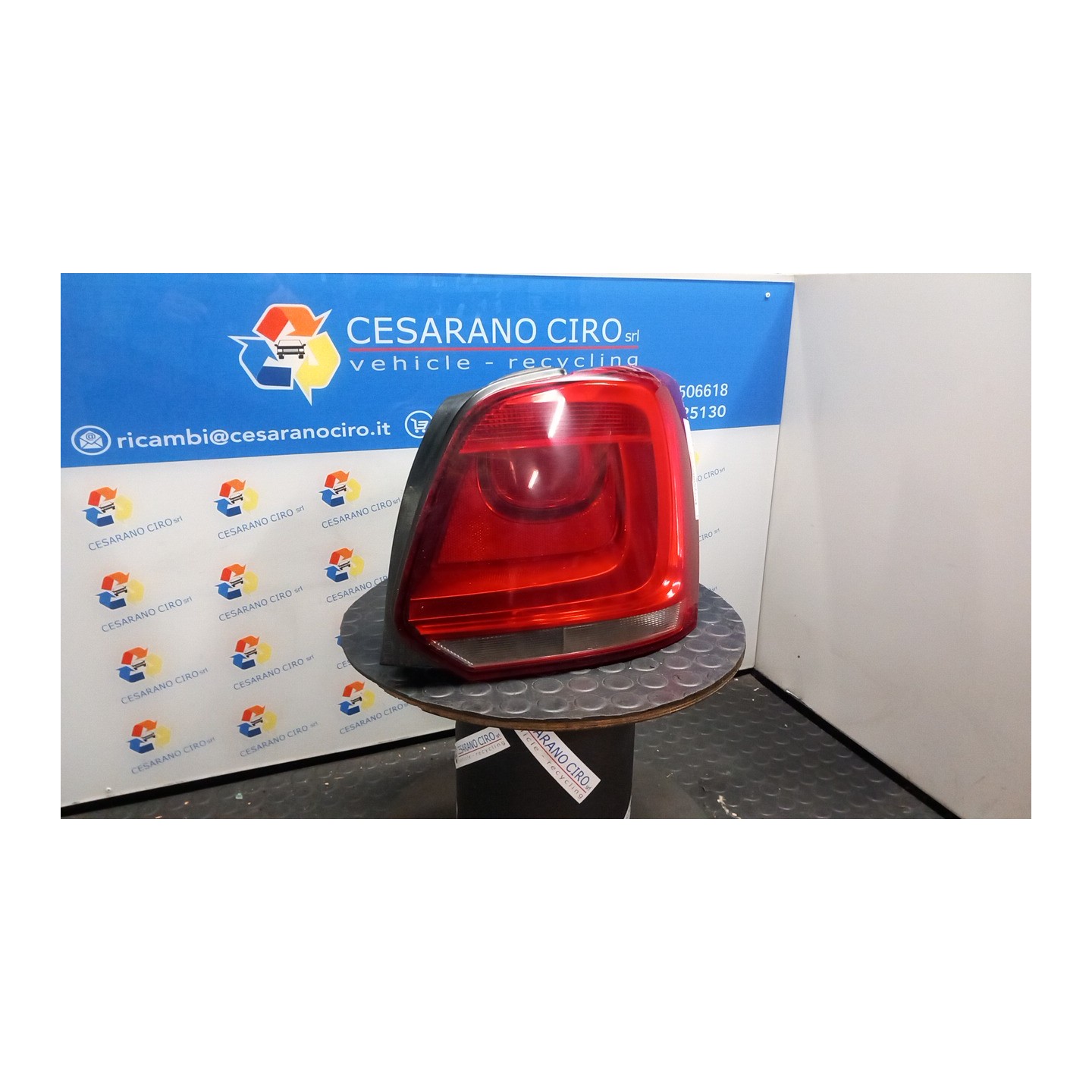 FANALE POST. AL DX. 054 VOLKSWAGEN POLO (6R) (05/09-10/14) CGP 6R0945096AH