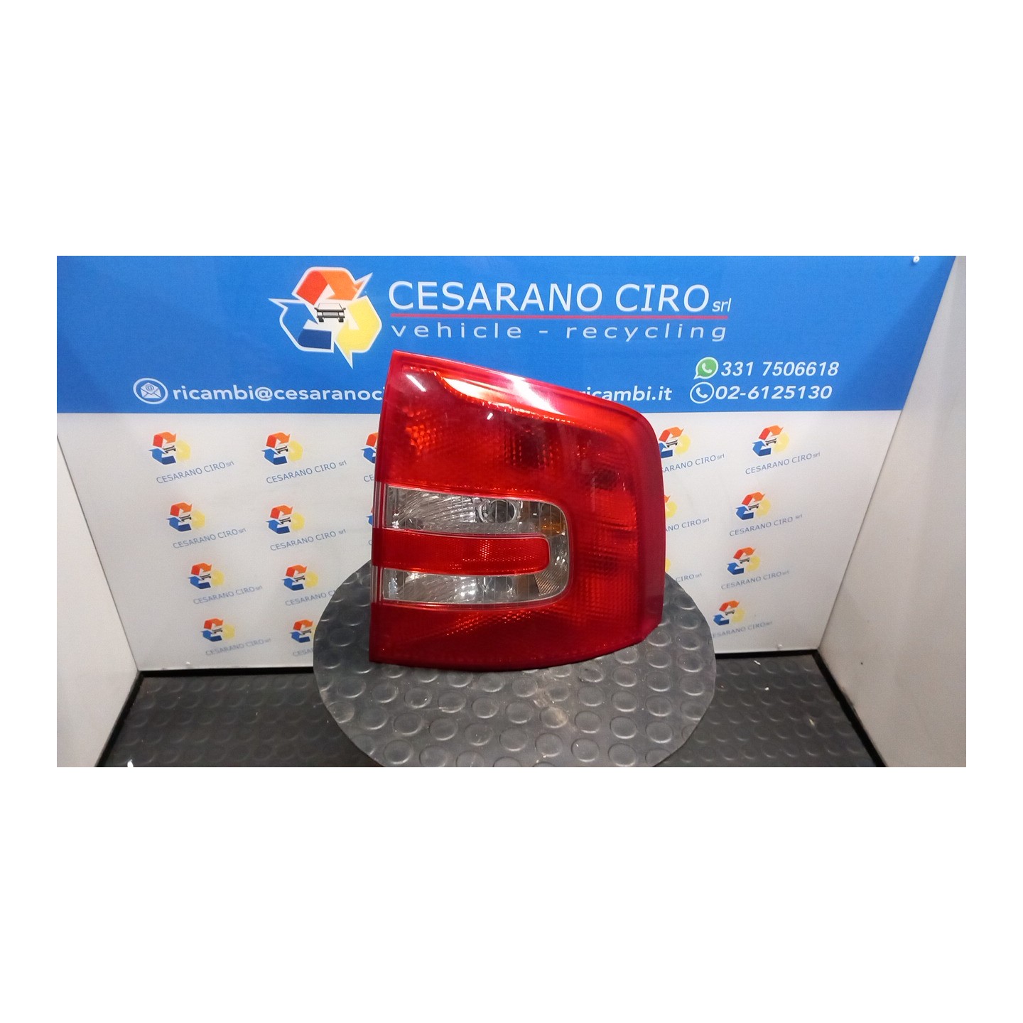 FANALE POST. DX. 005 SKODA OCTAVIA (1Z) (08/04-01/09) BLS 1Z5945112A
