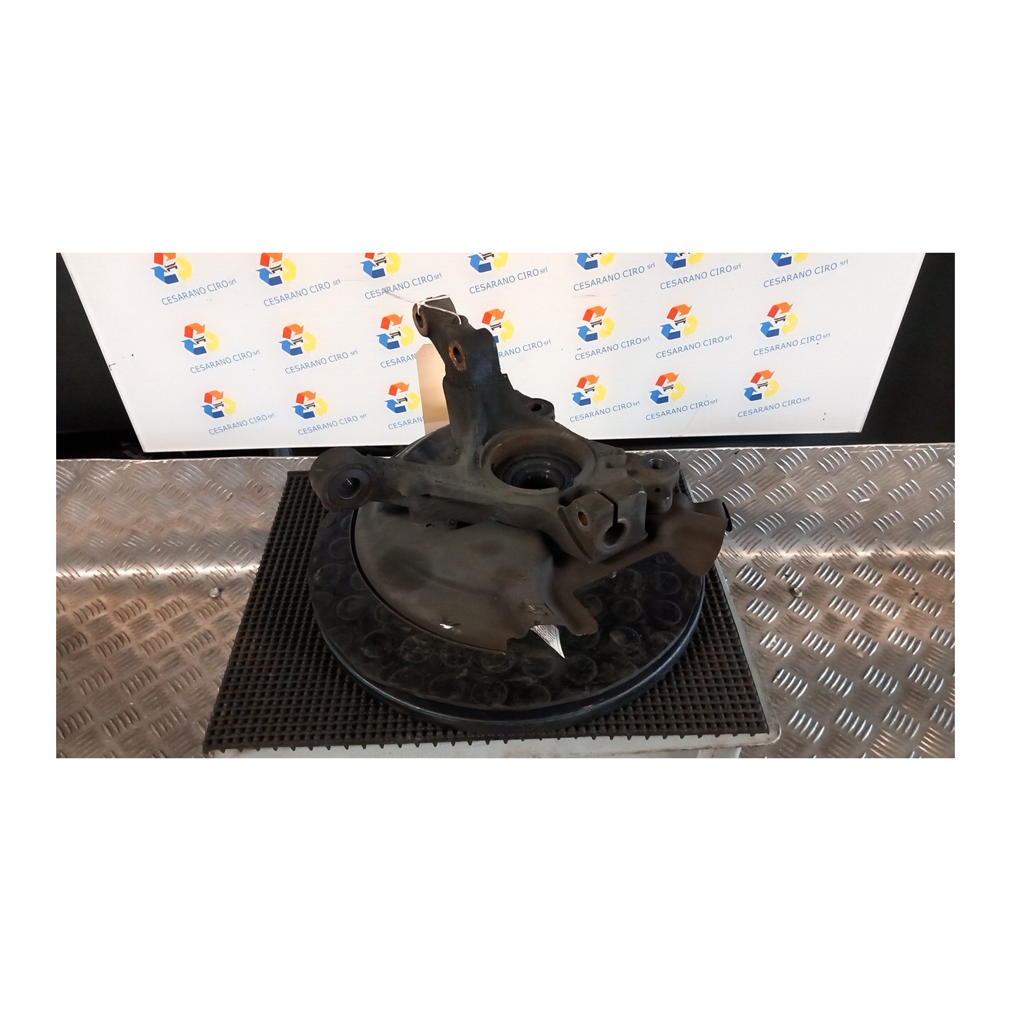 MONTANTE SOSP. ANT. SX. 035 FORD KA+ (CDU) (04/16-05/19) YSKD 1892811