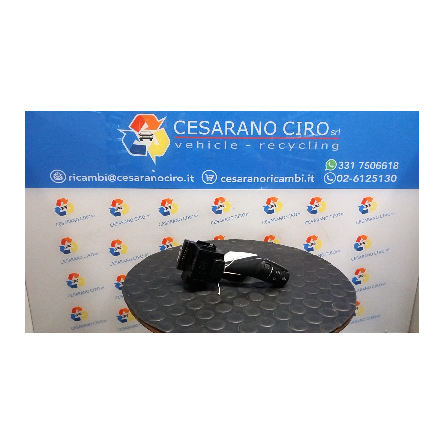BLOCCO COMANDI TERGICRISTALLI 090 FORD KUGA (CBV) (04/08-09/13) UFDA 1350066