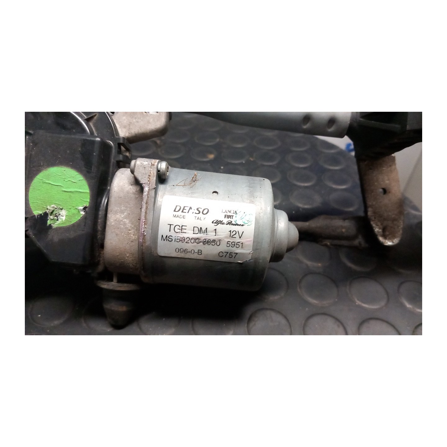 MECCANISMO TERGIPARABREZZA CON MOTORINO 135 FORD KA (CCU) (10/08-03/17) 169A4000 1747197