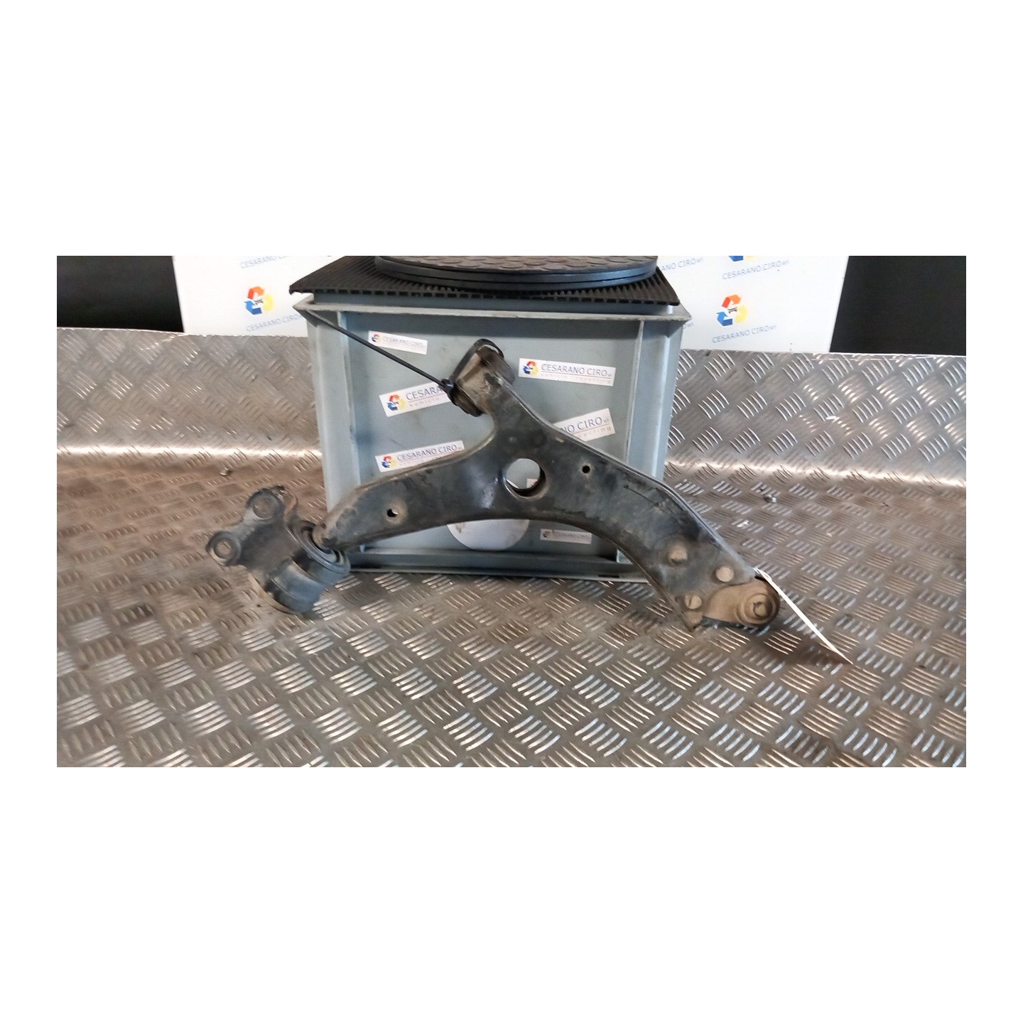 BRACCIO OSCILLANTE SOSP. ANT. SX. 033 FORD KUGA (CBV) (04/08-) UFDA 1723324